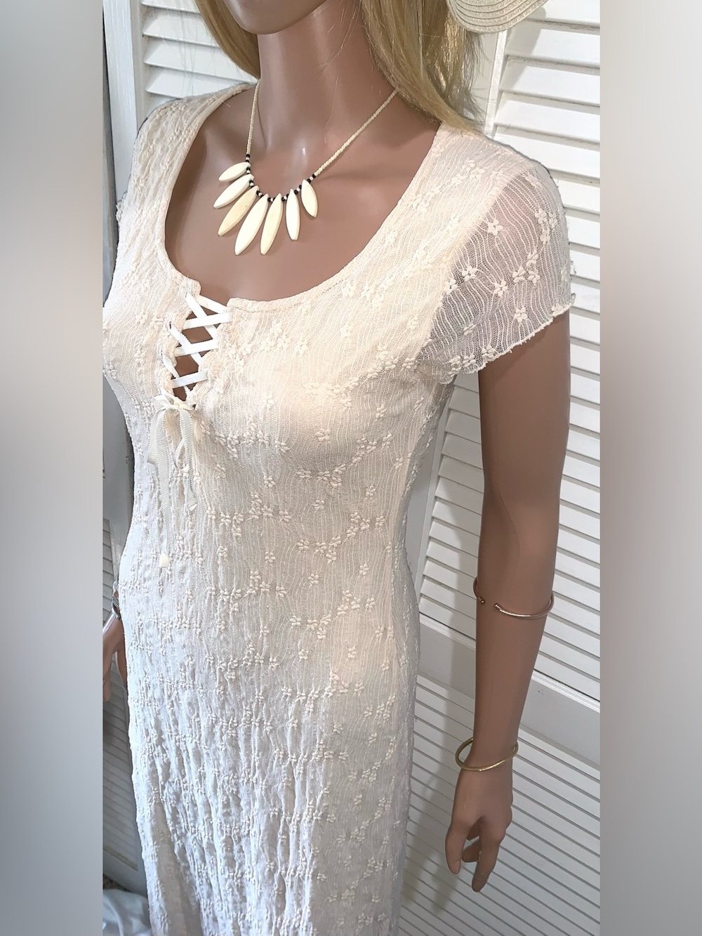 Kirious Los Angeles Lace Dainty Maxi Dress Cream Small EUC - Picture 4 of 8